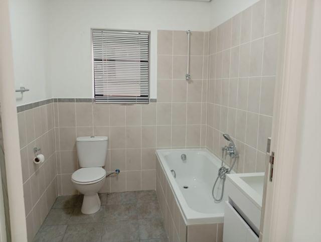 2 Bedroom Property for Sale in Fish Hoek Western Cape
